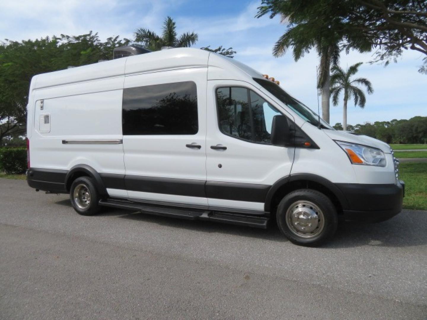 2019 White /Gray Ford Transit (1FTRS4XG0KK) , located at 4301 Oak Circle #19, Boca Raton, FL, 33431, (954) 561-2499, 26.388861, -80.084038 - 2019 Ford Transit T350 High Roof Extended Commercial Dog Grooming Van Wag-n-tails Dyna Groom Conversion fully equipped with everything you need to start your dog grooming business or add to your fleet. Mobile Dog Grooming Van Mobile Grooming Vehicle. Wag-N-Tails Conversion. This van is fully loaded - Photo#4